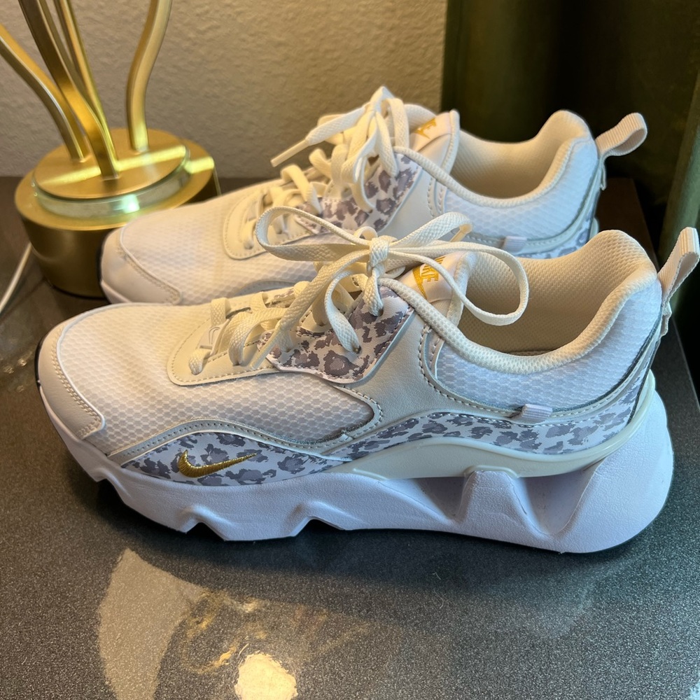 Nike Women's RYZ 365 II Running Shoes DO2797-100 Size 8.5